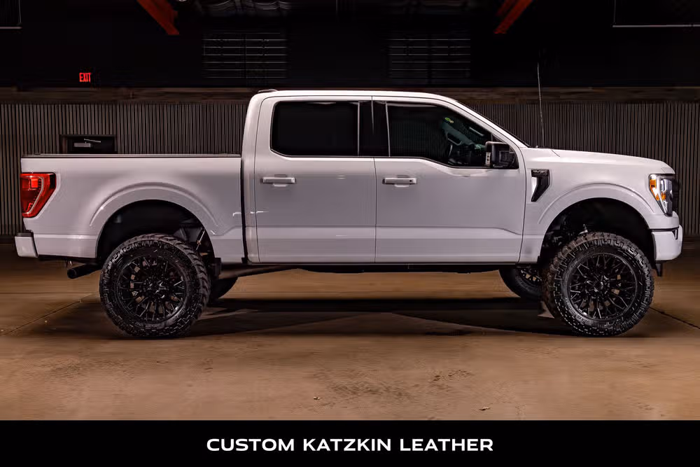 2021 Ford F-150 XLT SuperCrew Image 11