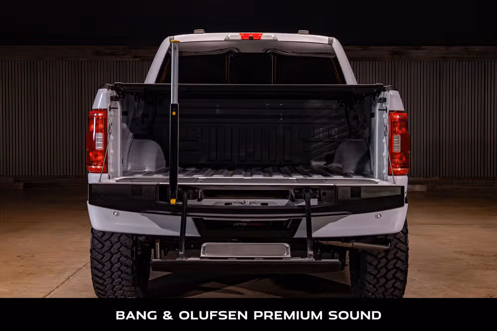 2021 Ford F-150 XLT SuperCrew Image 9