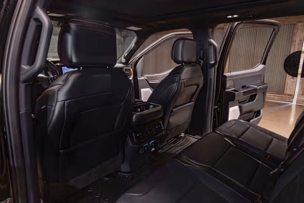 2024 Ford F-150 Raptor SuperCrew Image 24