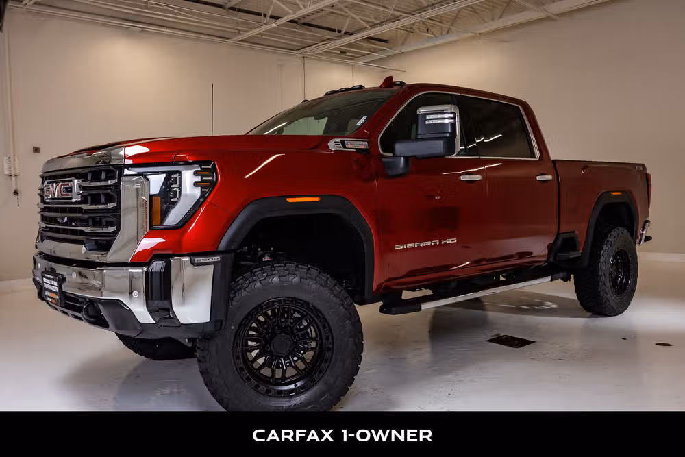 2026 GMC Sierra 2500HD SLT Crew Cab Image 5