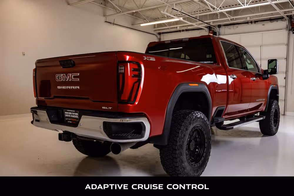 2026 GMC Sierra 2500HD SLT Crew Cab Image 10