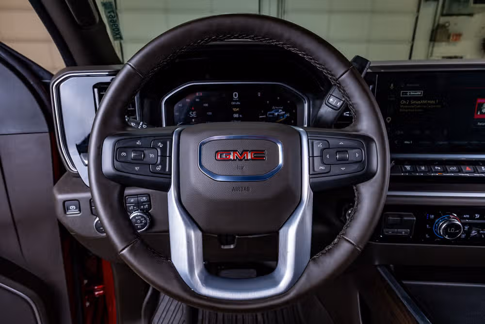 2026 GMC Sierra 2500HD SLT Crew Cab Image 19