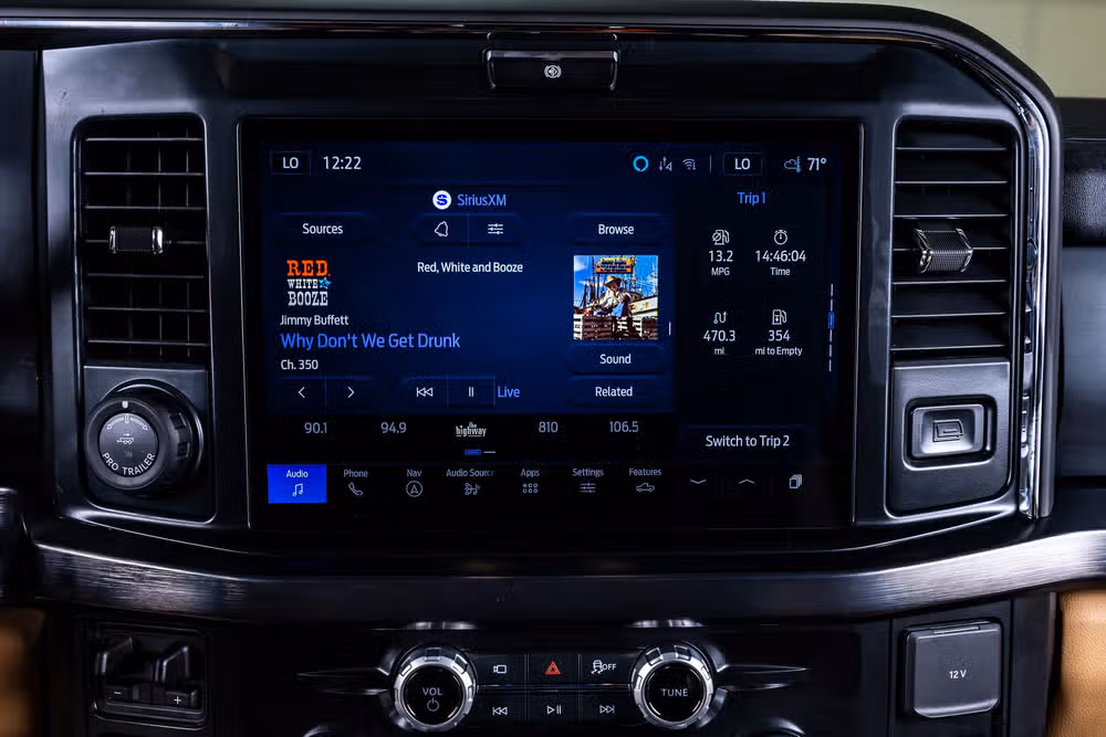 2026 Ford F-350 Super Duty Lariat Crew Cab Image 26