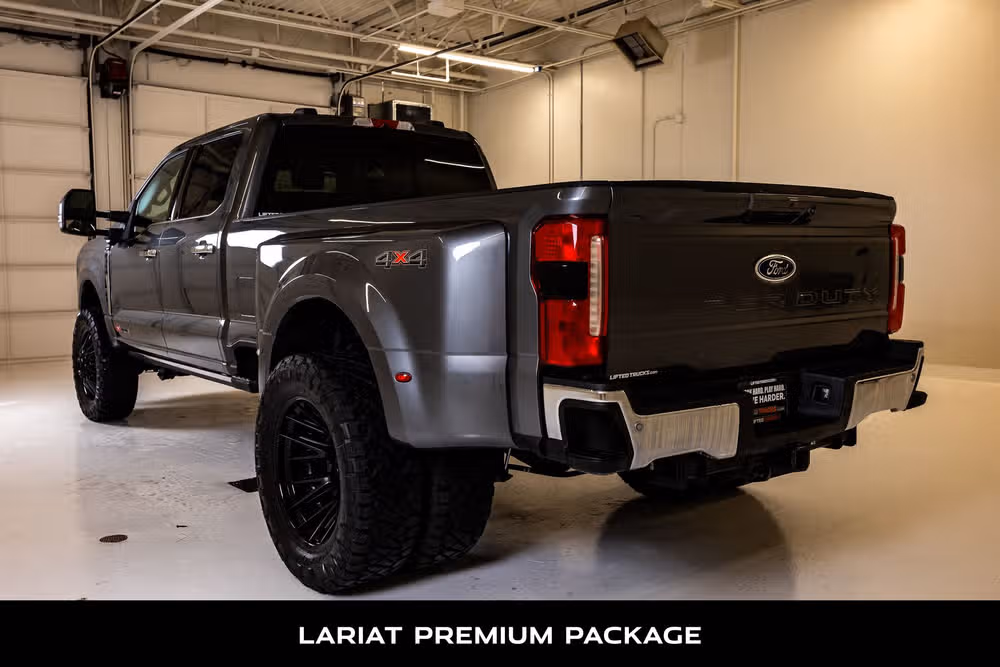 2026 Ford F-350 Super Duty Lariat Crew Cab Image 7