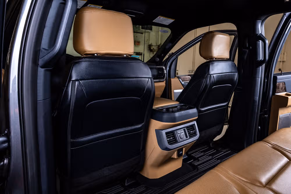 2026 Ford F-350 Super Duty Lariat Crew Cab Image 35