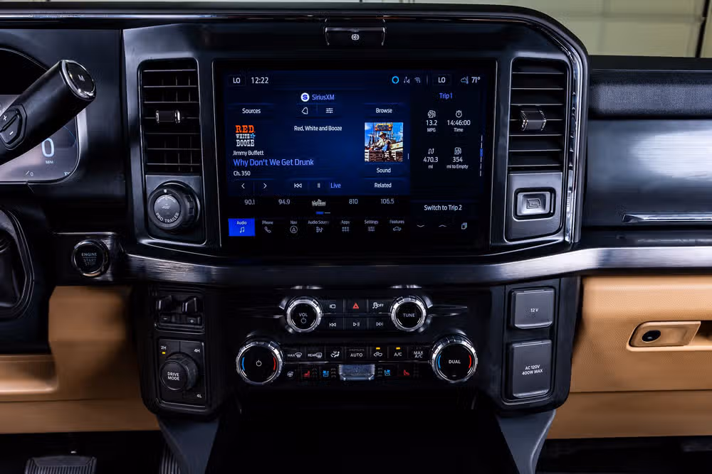 2026 Ford F-350 Super Duty Lariat Crew Cab Image 25