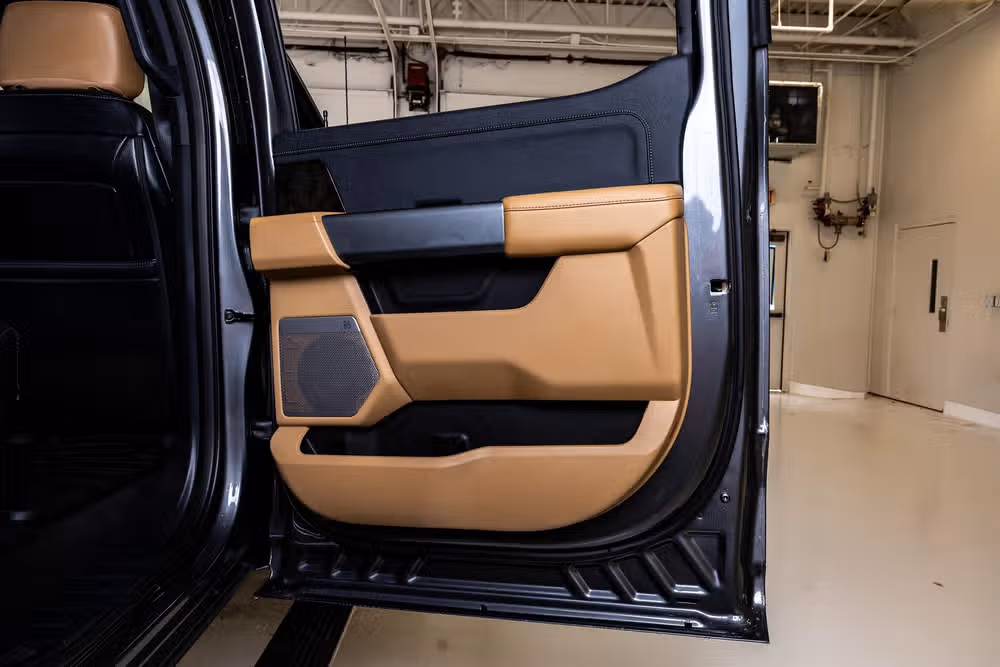 2026 Ford F-350 Super Duty Lariat Crew Cab Image 40
