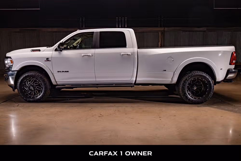 2020 Ram 3500 Laramie Crew Cab Image 5