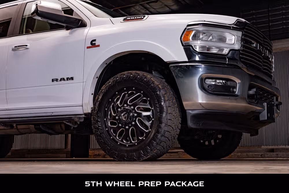 2020 Ram 3500 Laramie Crew Cab Image 12