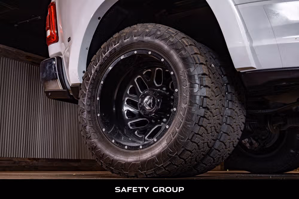 2020 Ram 3500 Laramie Crew Cab Image 11