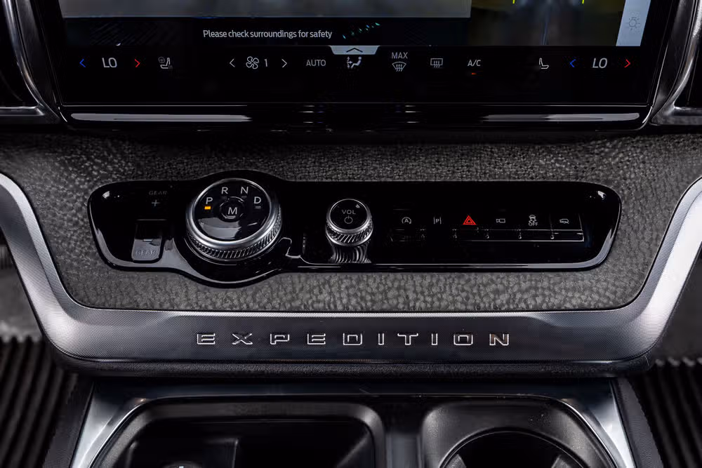2025 Ford Expedition Tremor Image 26