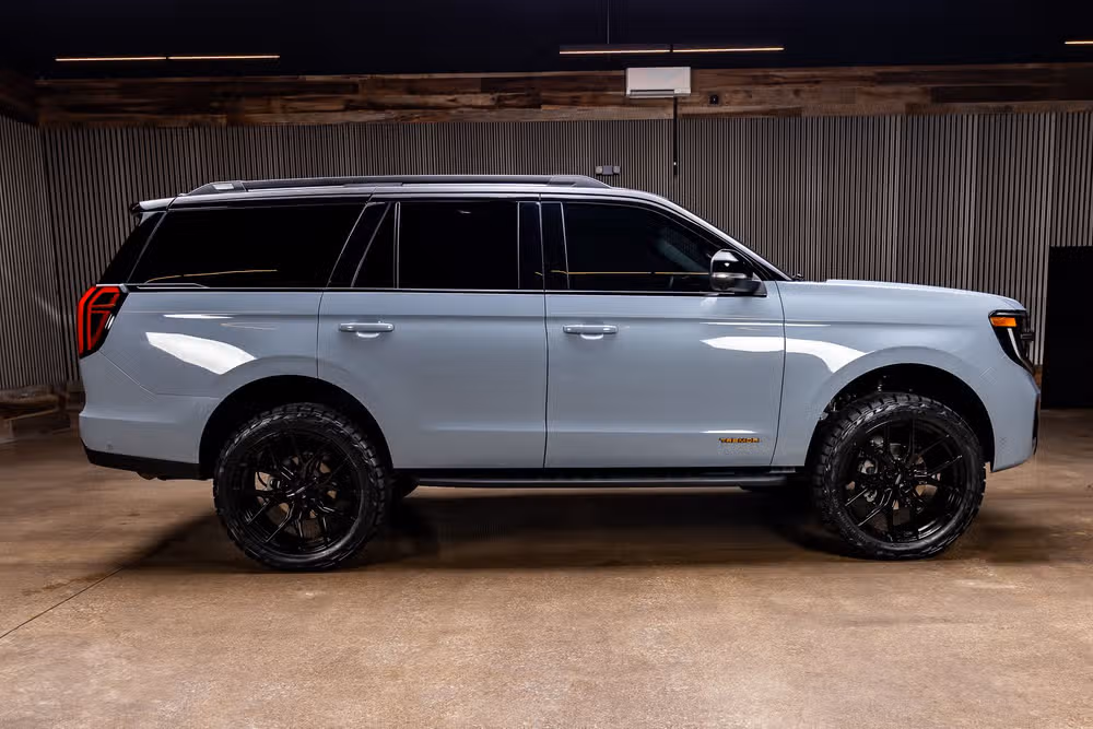 2025 Ford Expedition Tremor Image 11