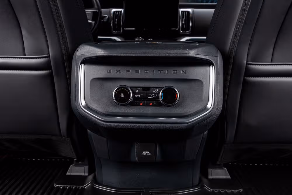 2025 Ford Expedition Tremor Image 33
