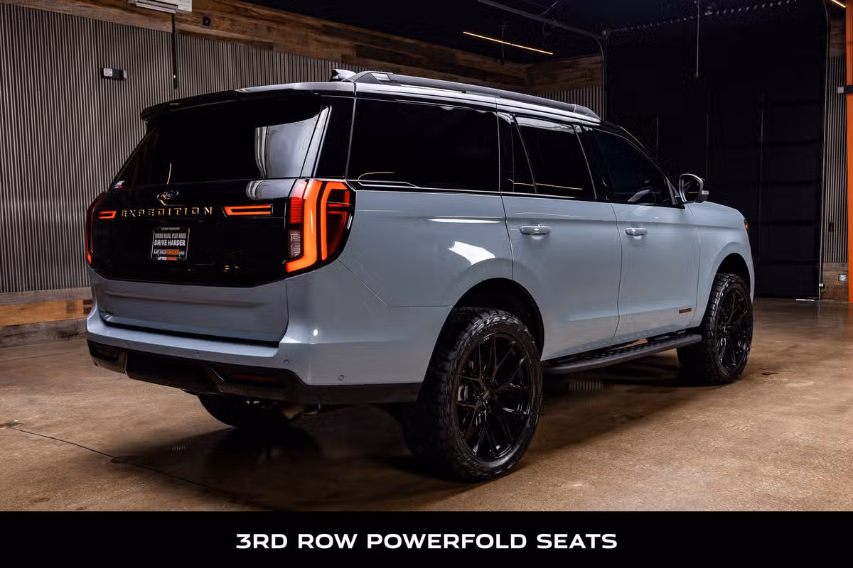 2025 Ford Expedition Tremor