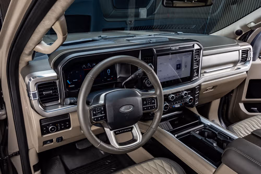 2026 Ford F-450 Super Duty Platinum Plus Crew Cab Image 17