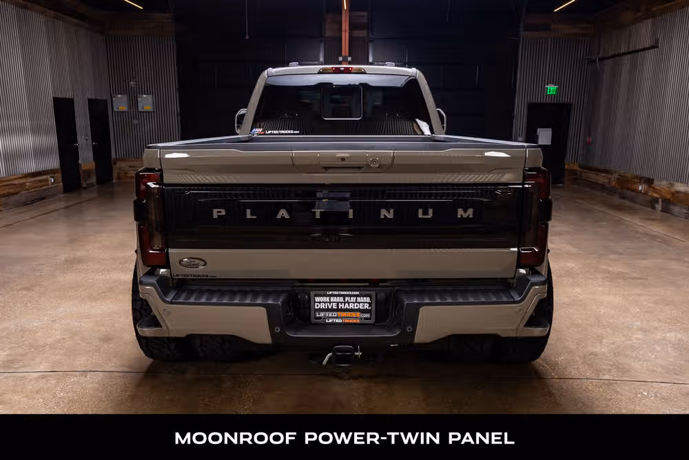 2026 Ford F-450 Super Duty Platinum Plus Crew Cab Image 8