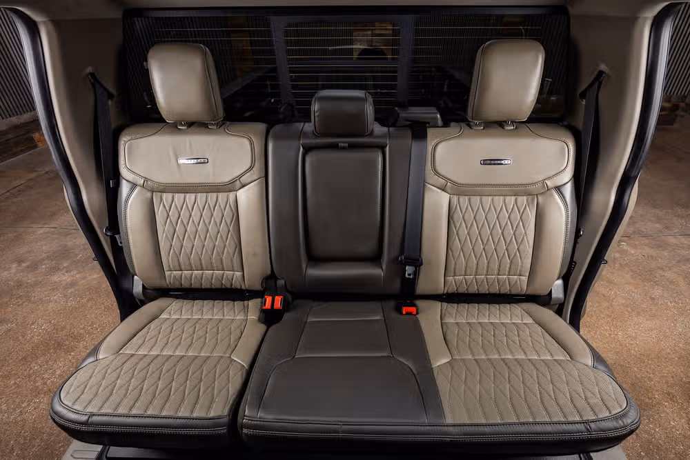 2026 Ford F-450 Super Duty Platinum Plus Crew Cab Image 36