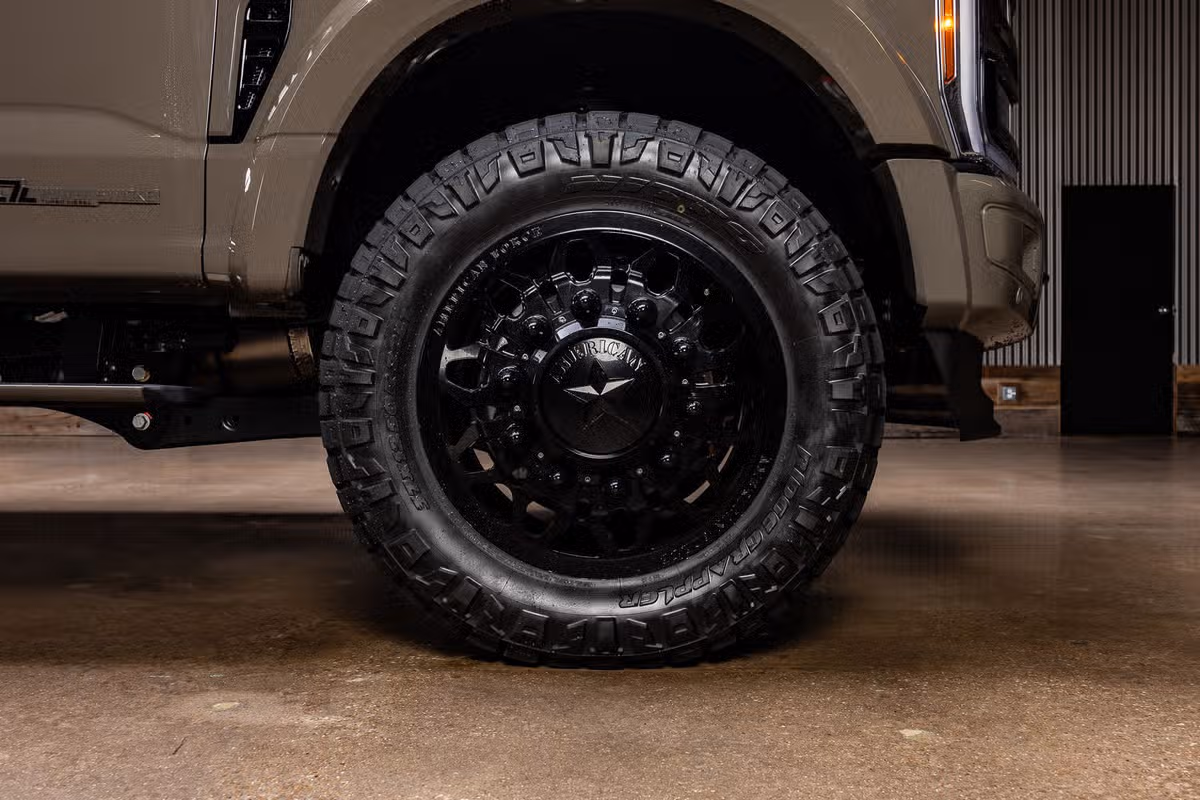 2026 Ford F-450 Super Duty Platinum Plus Crew Cab