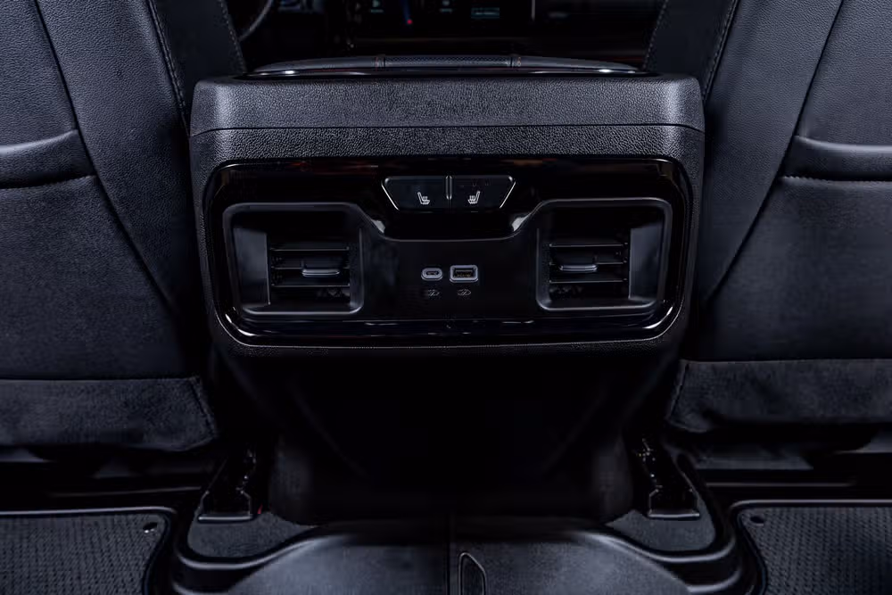 2026 GMC Sierra 1500 AT4 Crew Cab Image 34
