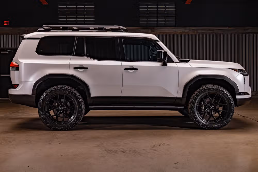 2024 Lexus GX 550 Overtrail+ Image 11