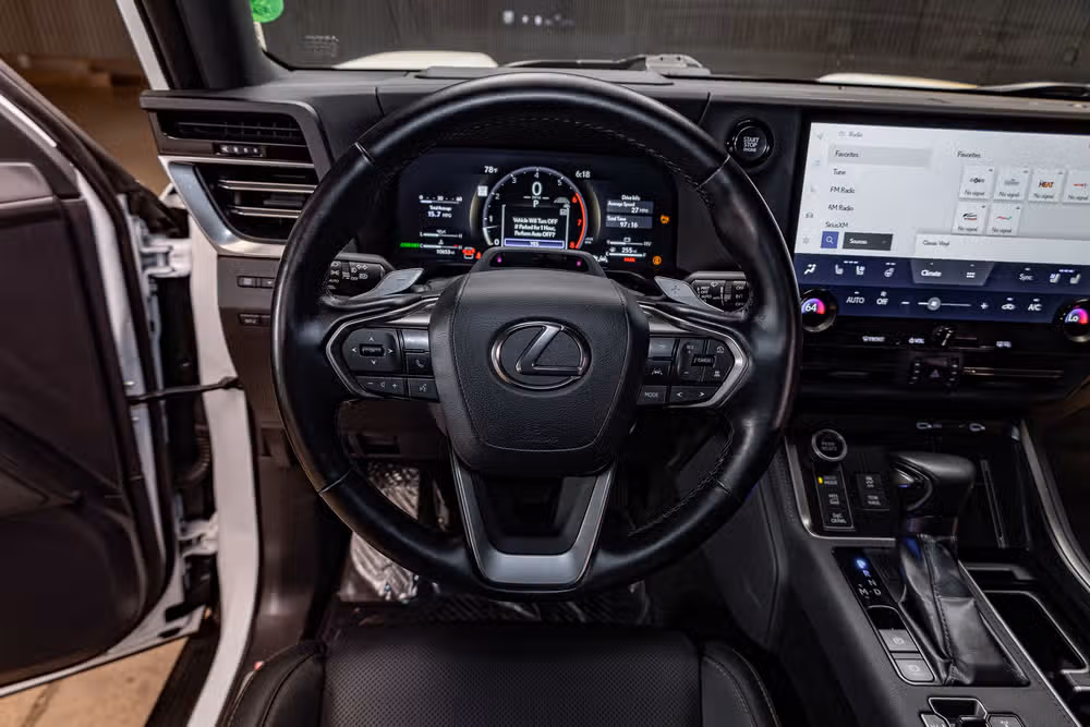 2024 Lexus GX 550 Overtrail+ Image 14