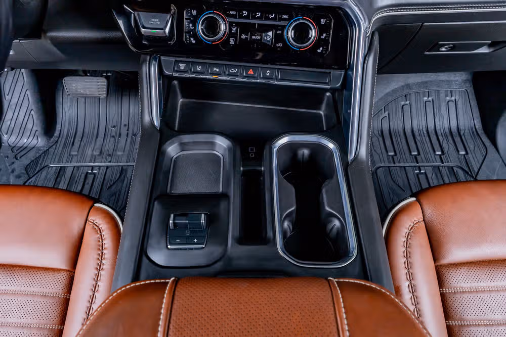 2024 GMC Sierra 3500HD Denali Ultimate Crew Cab Image 28