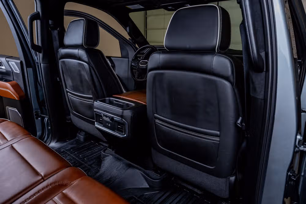 2024 GMC Sierra 3500HD Denali Ultimate Crew Cab Image 33