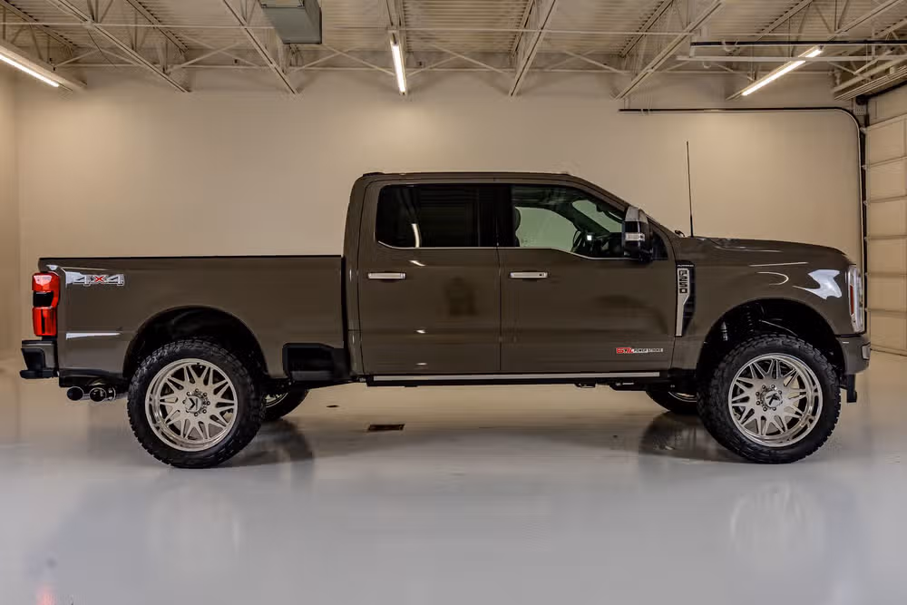 2026 Ford F-250 Super Duty Platinum Plus Crew Cab Image 11