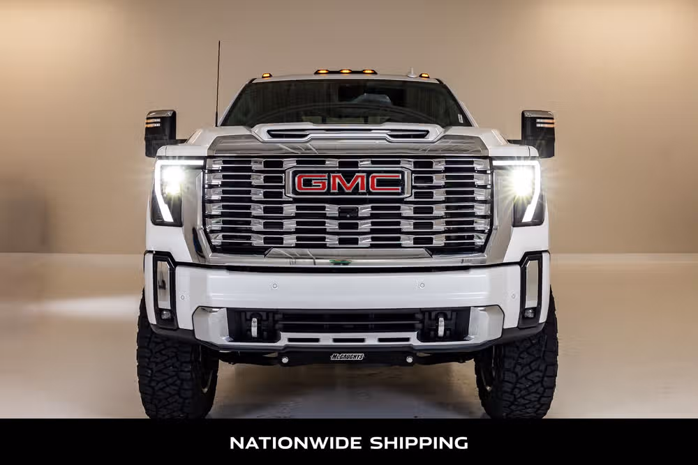 2024 GMC Sierra 2500HD Denali Crew Cab Image 4