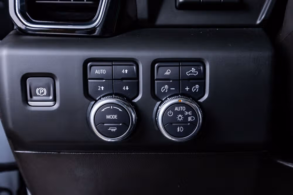 2024 GMC Sierra 2500HD Denali Crew Cab Image 22
