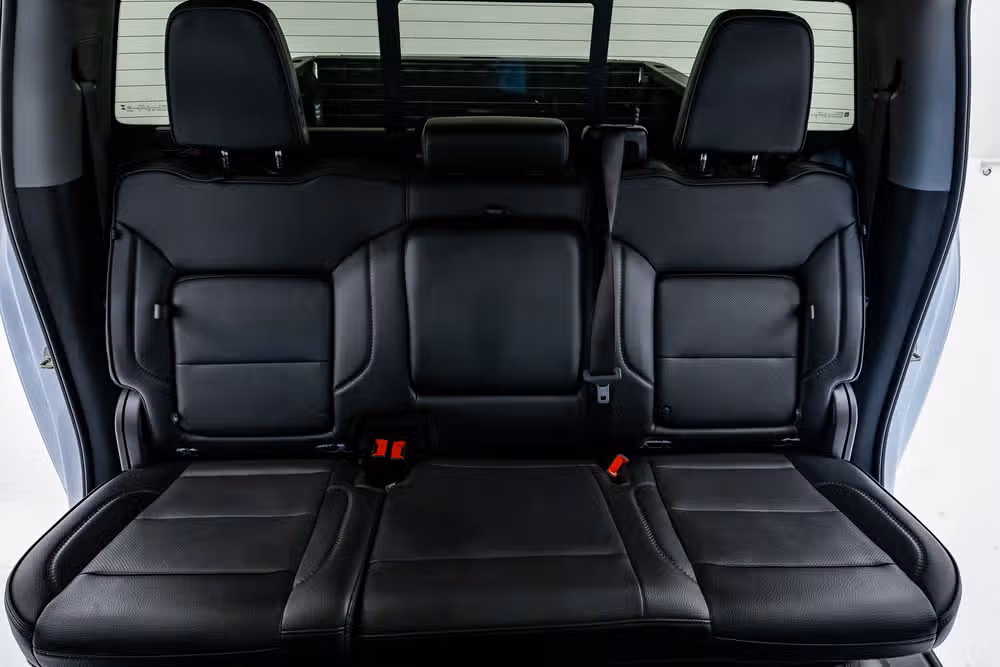 2024 GMC Sierra 2500HD Denali Crew Cab Image 36