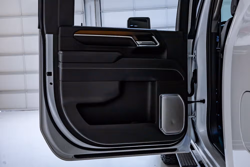 2024 GMC Sierra 2500HD Denali Crew Cab Image 39