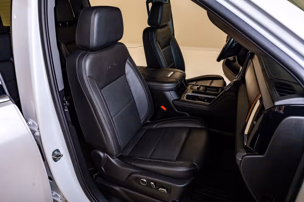 2024 GMC Sierra 2500HD Denali Crew Cab Image 32