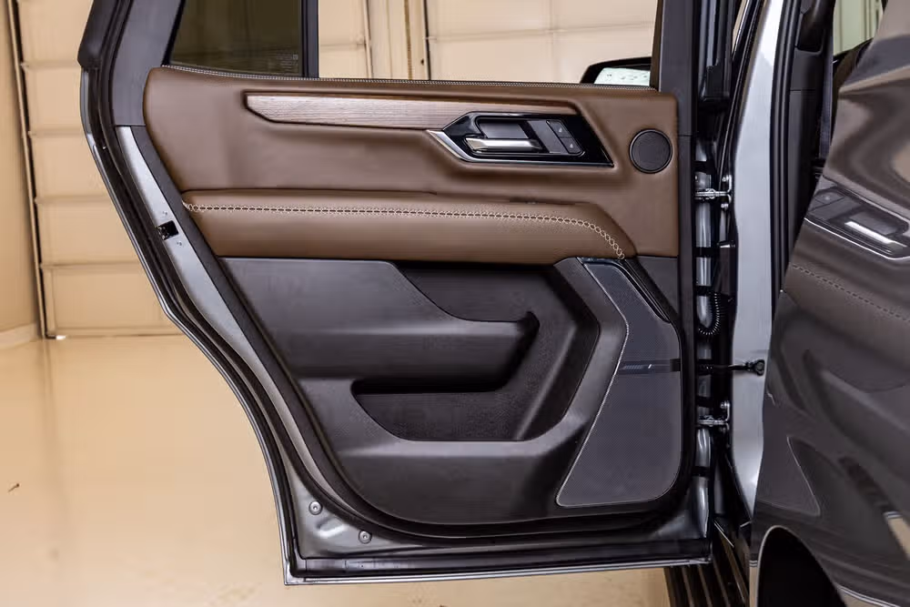 2026 GMC Yukon Denali Ultimate Image 40