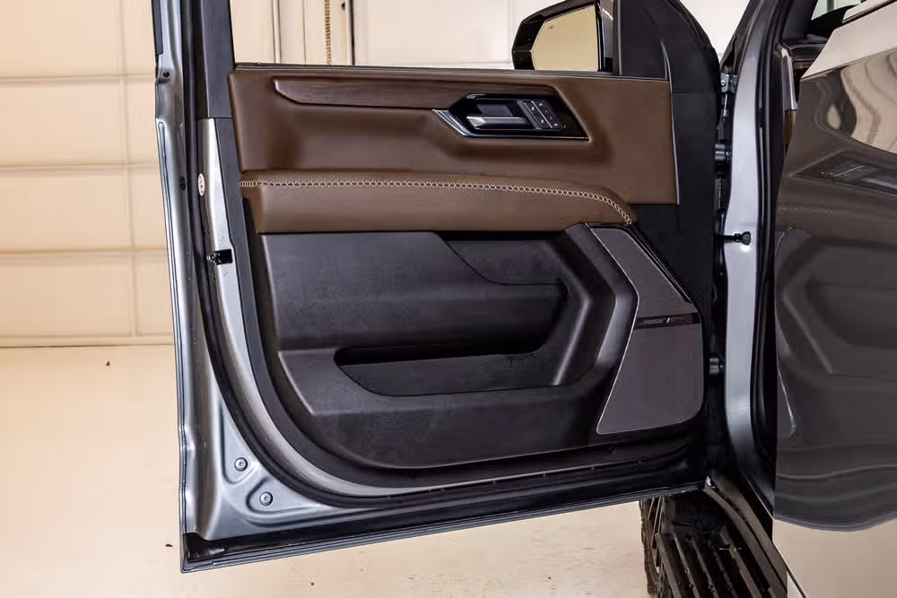 2026 GMC Yukon Denali Ultimate Image 38