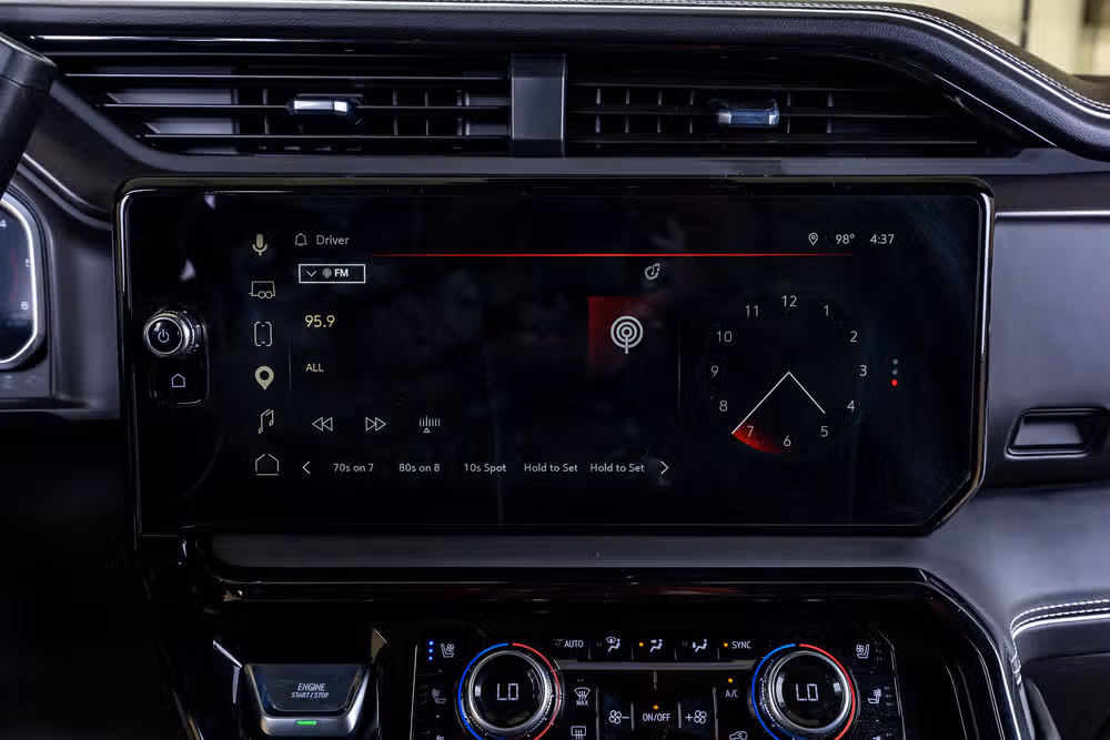 2026 GMC Sierra 2500HD AT4X Crew Cab Image 25