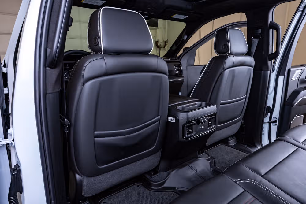 2026 GMC Sierra 2500HD AT4X Crew Cab Image 35