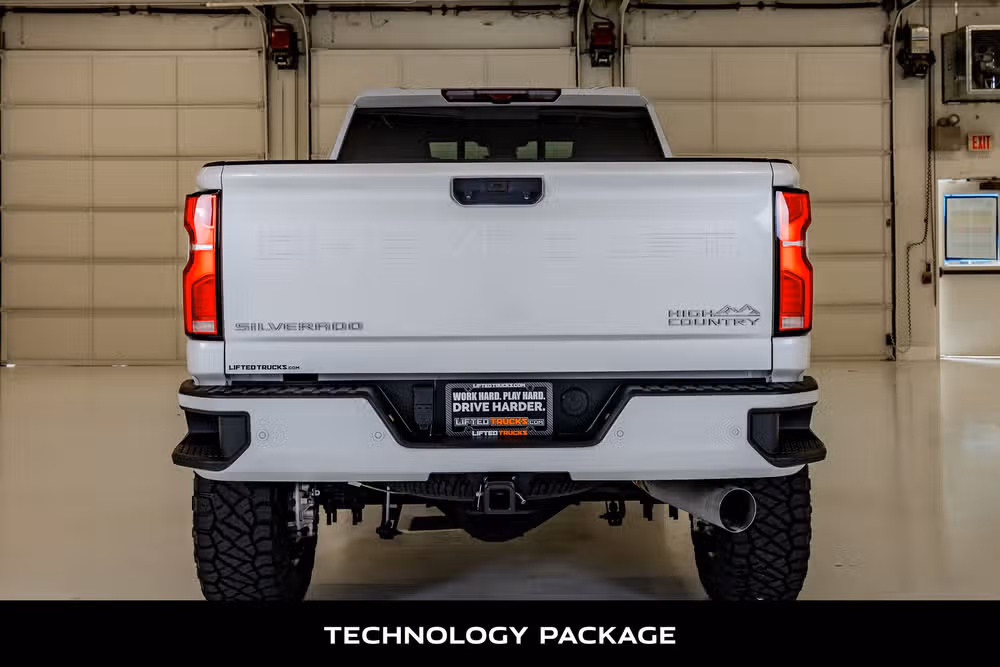 2025 Chevrolet Silverado 2500HD High Country Crew Cab Image 8