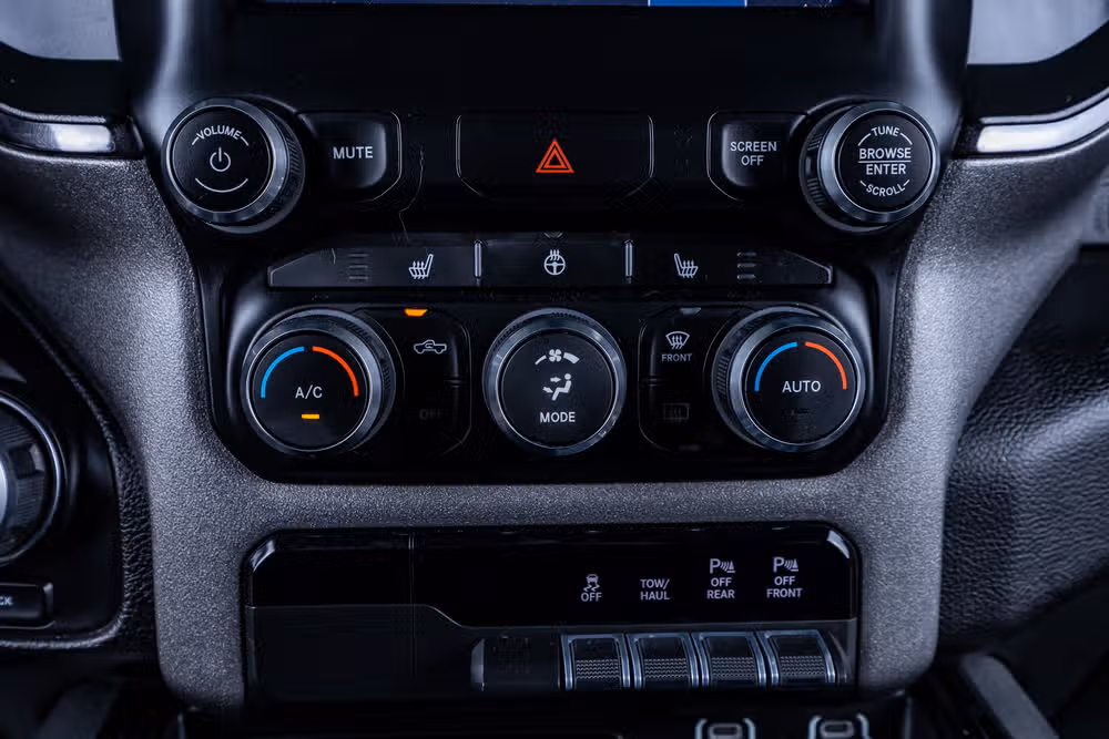 2023 Ram 1500 Big Horn Crew Cab Image 27