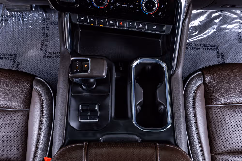 2023 GMC Sierra 1500 Denali Crew Cab Image 28