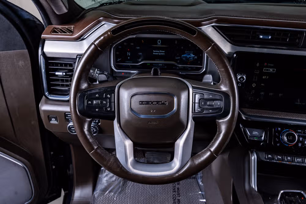 2023 GMC Sierra 1500 Denali Crew Cab Image 19