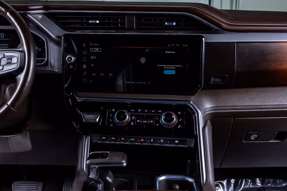 2023 GMC Sierra 1500 Denali Crew Cab Image 24
