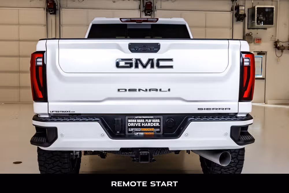 2025 GMC Sierra 2500HD Denali Ultimate Crew Cab Image 8