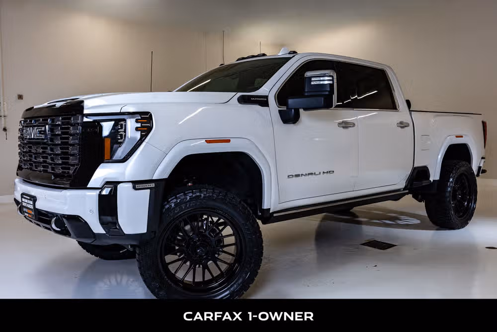 2025 GMC Sierra 2500HD Denali Ultimate Crew Cab Image 5