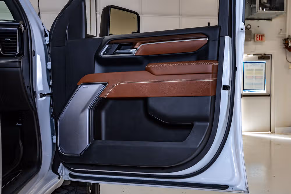 2025 GMC Sierra 2500HD Denali Ultimate Crew Cab Image 38