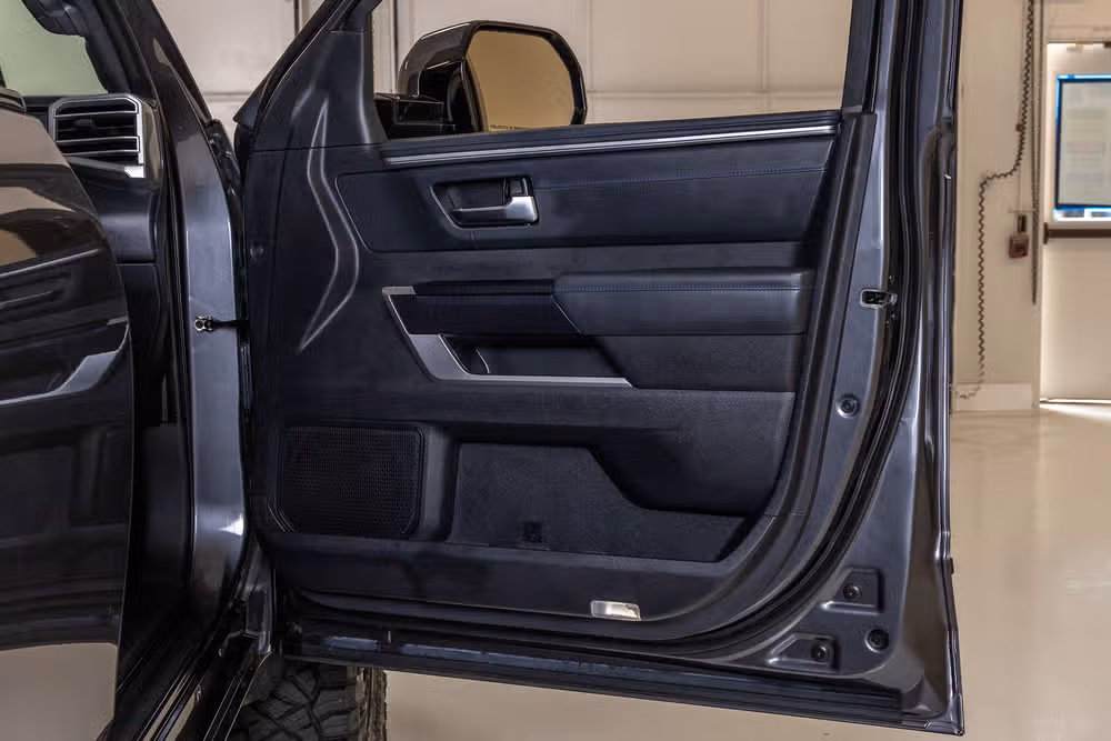 2023 Toyota Tundra Platinum HV CrewMax Image 38