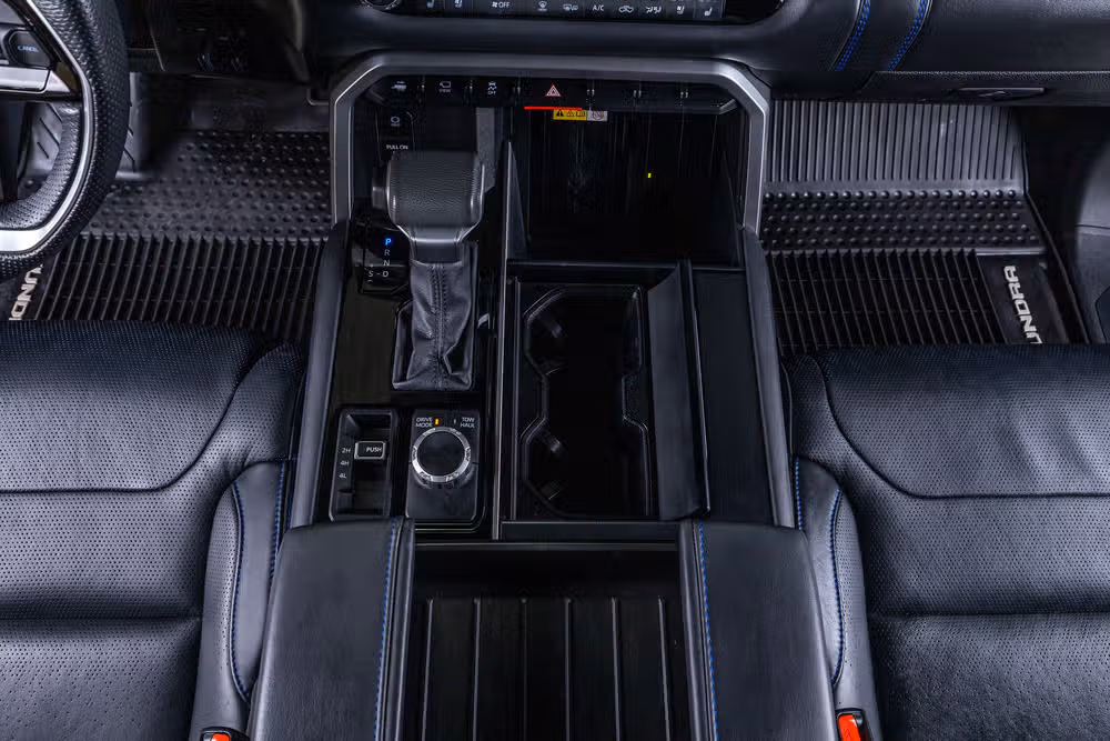 2023 Toyota Tundra Platinum HV CrewMax Image 28