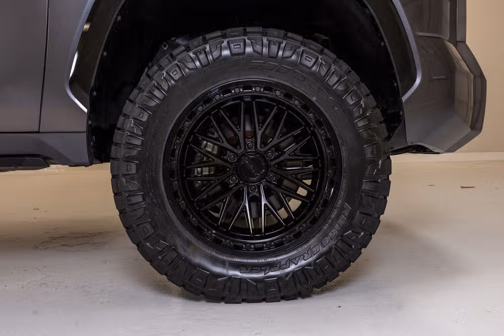 2023 Toyota Tundra Platinum HV CrewMax Image 12