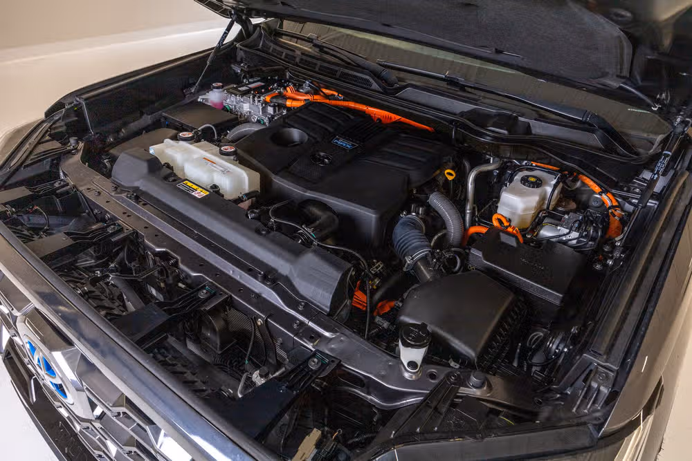 2023 Toyota Tundra Platinum HV CrewMax Image 41