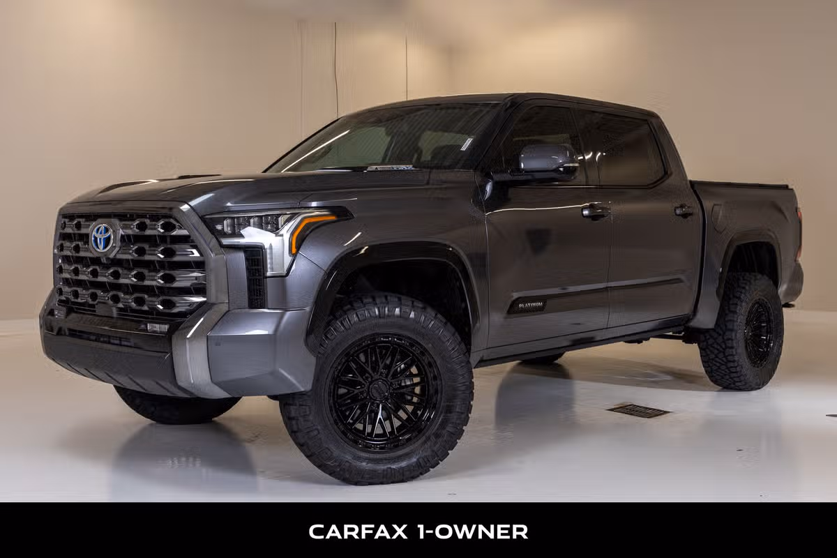 2023 Toyota Tundra Platinum HV CrewMax